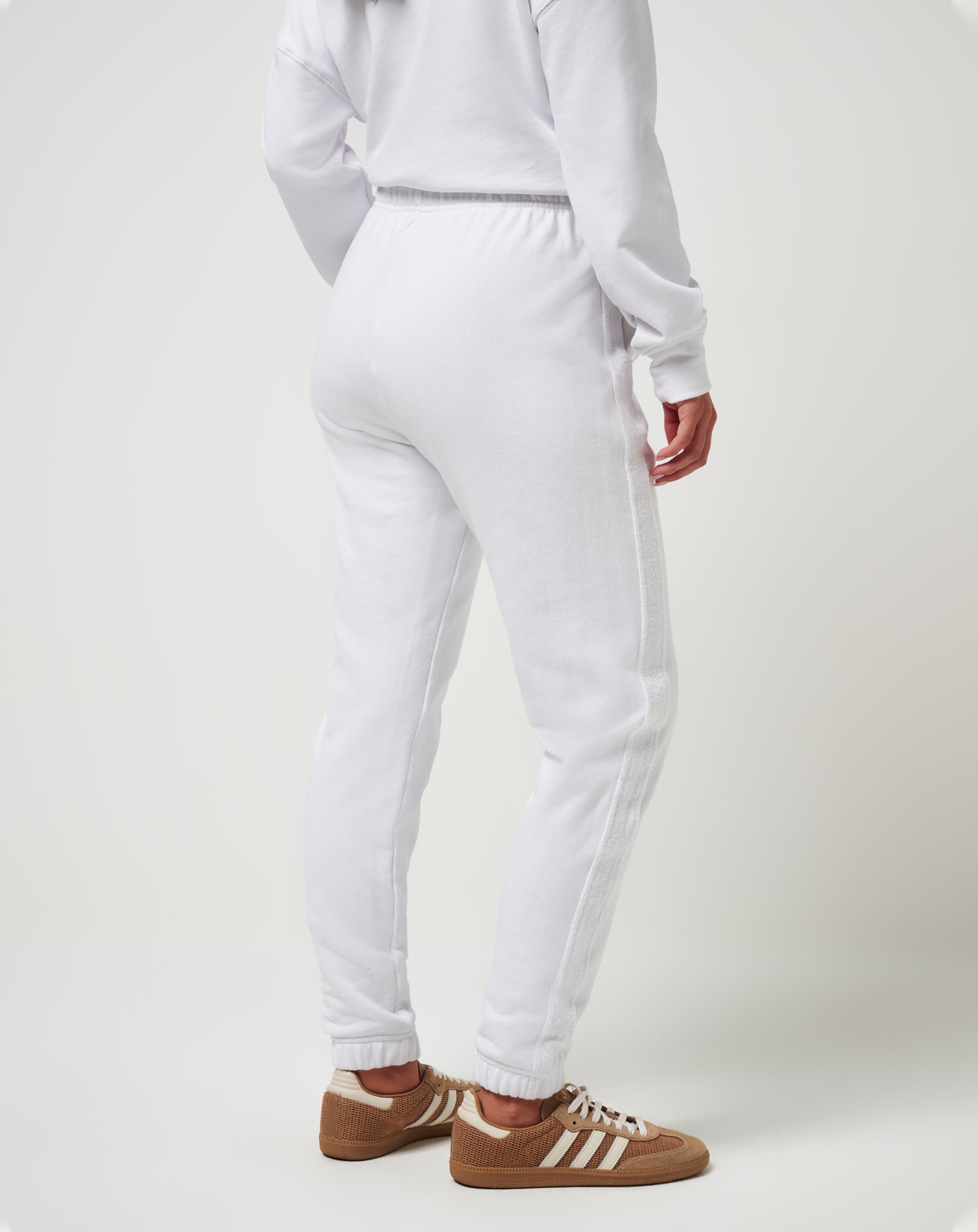 Octavia Pant - Image 2