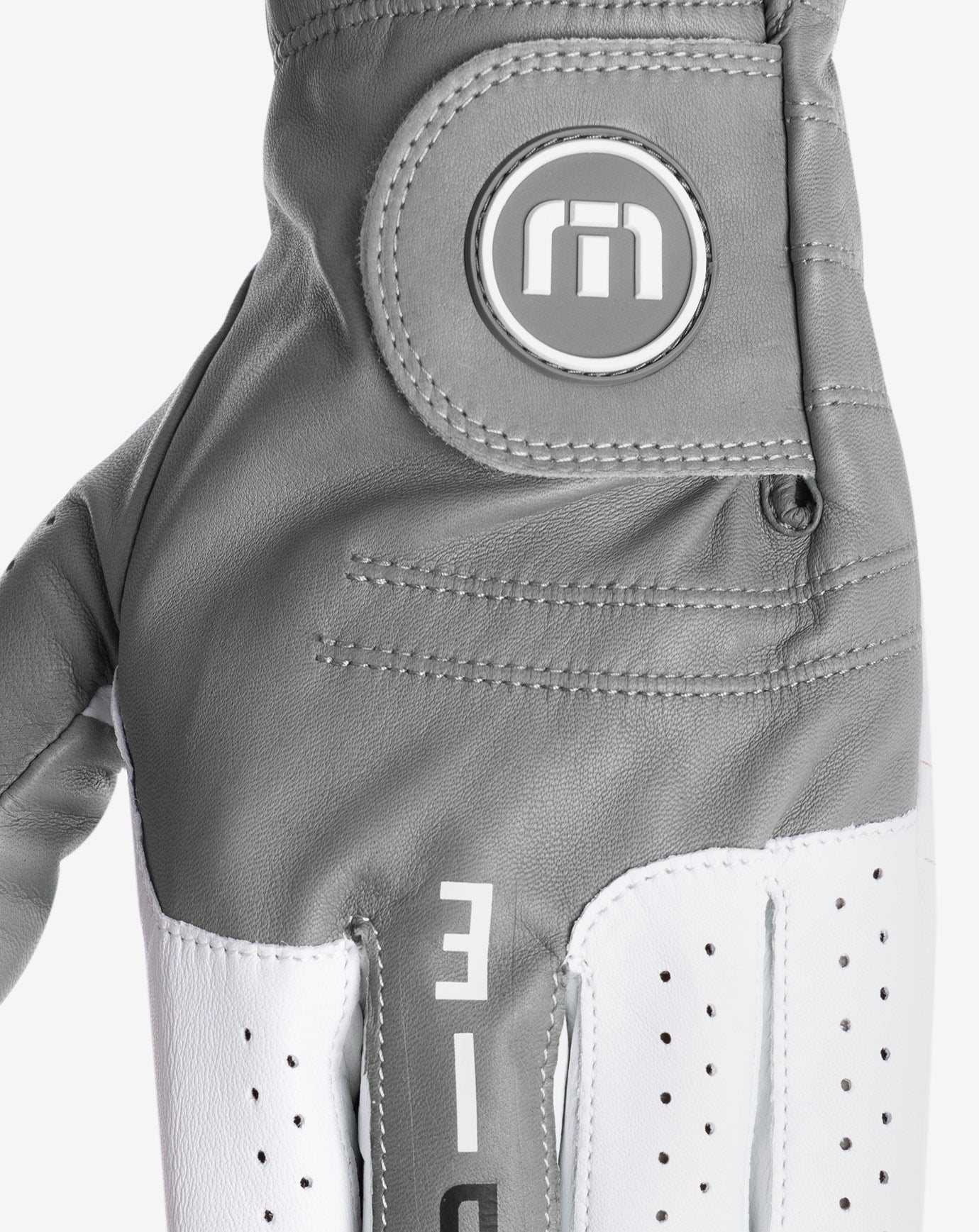 Between The Lines 2.0 Golf Glove - Image 3