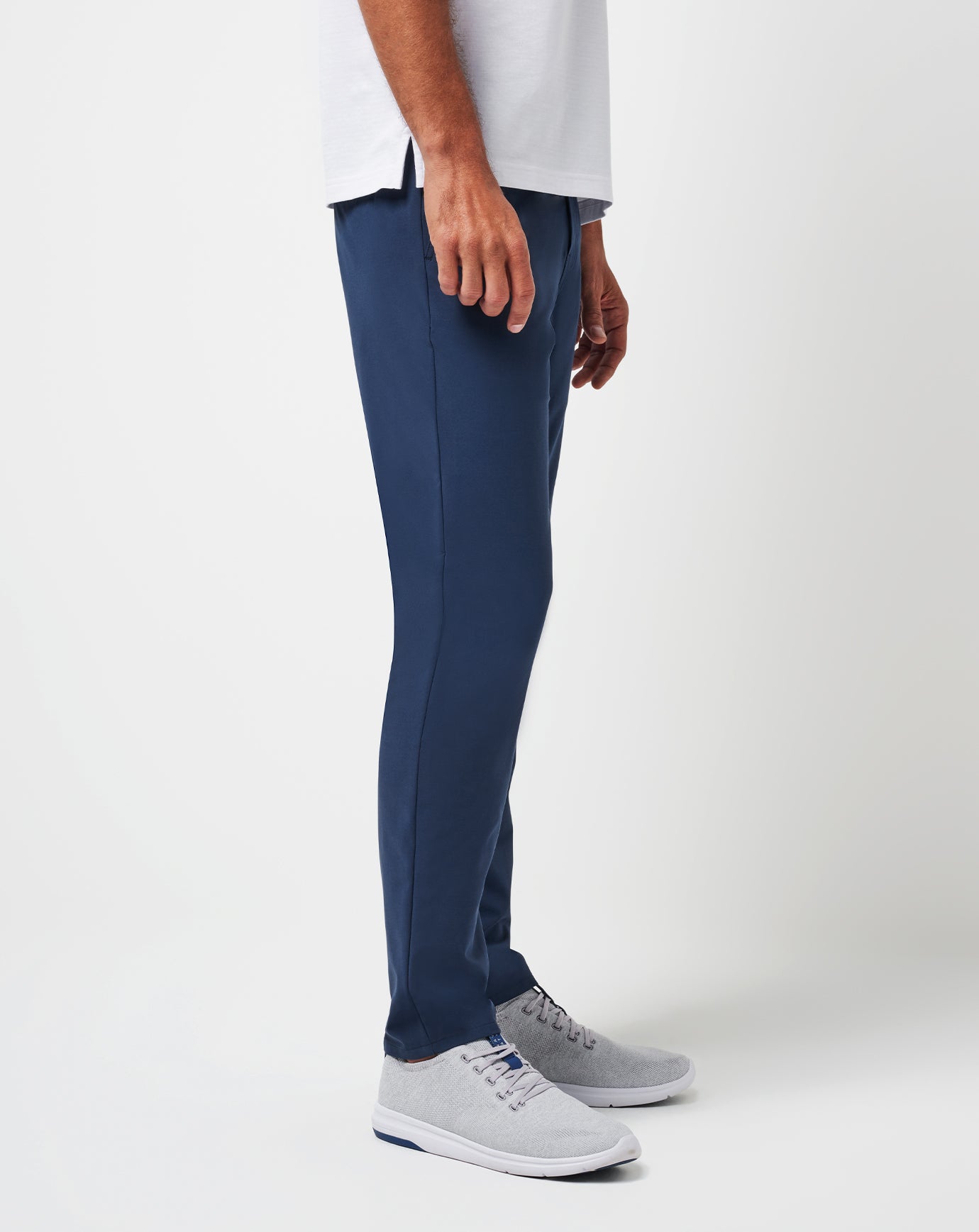 Open To Close Tech Chino Pant - Image 30