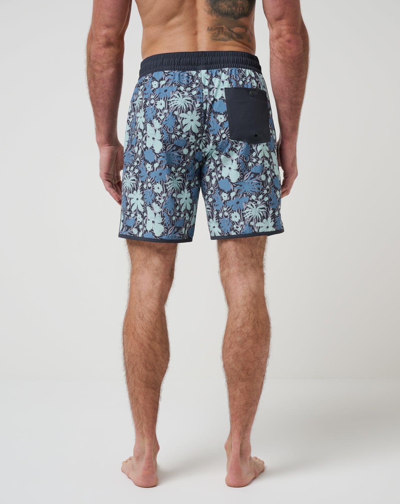 Canoe Cruise Boardshort - Image 3