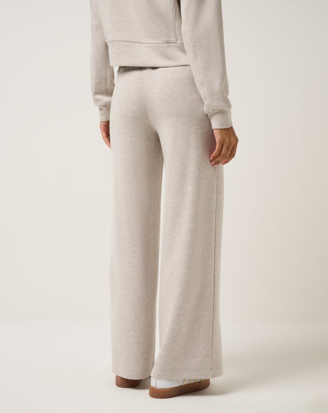 Skyloft Soft Wide Leg Pant - Image 2