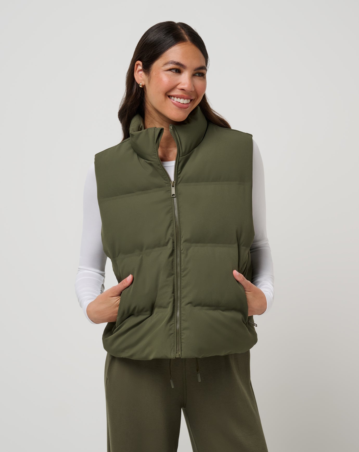 Moontide Bonded Puffer Vest - Image 9