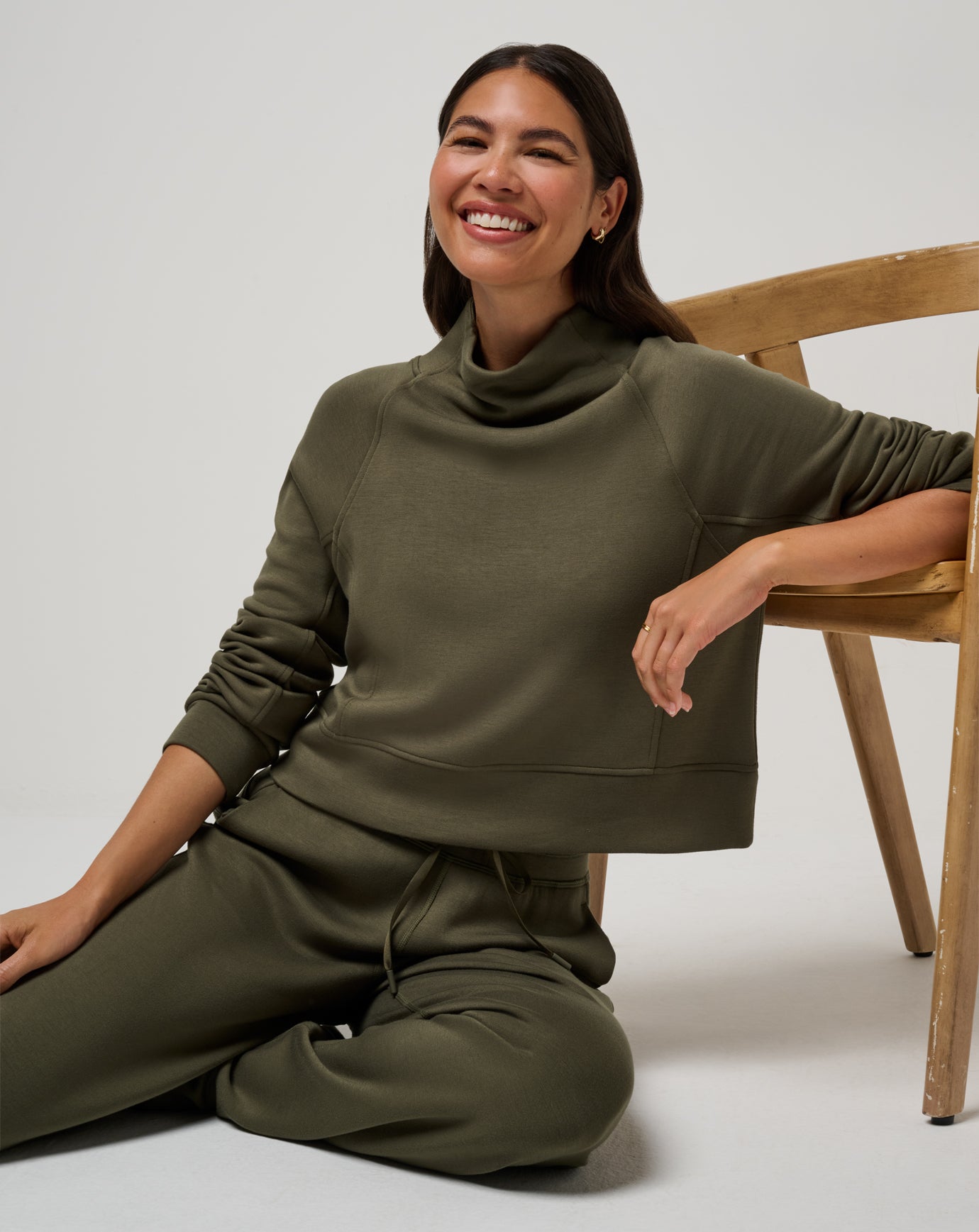 Skyloft Soft Funnel Neck - Image 13