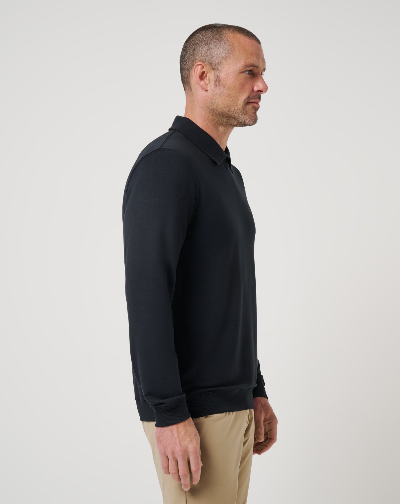 Amenities Collar Crew - Image 2