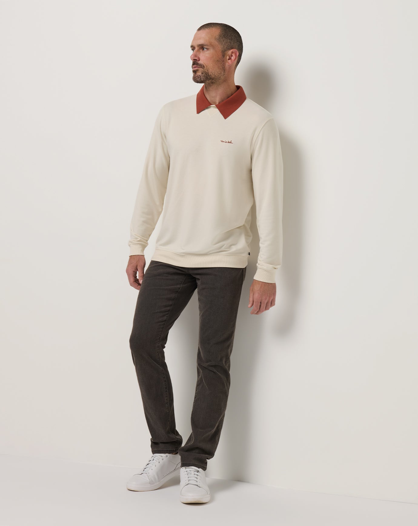 Amenities Collar Crew - Image 19