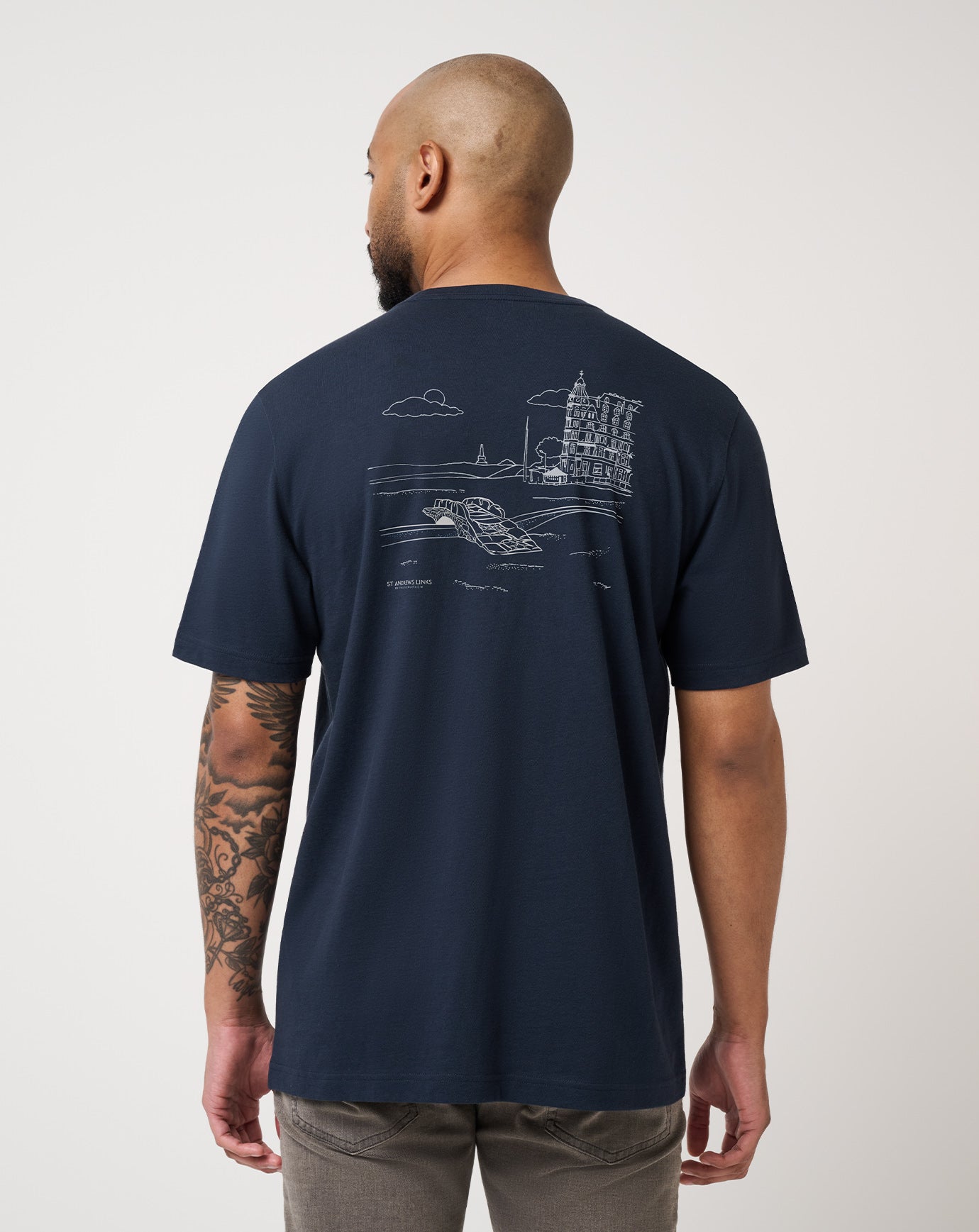 St Andrews Cobblestone Path Tee - Image 7